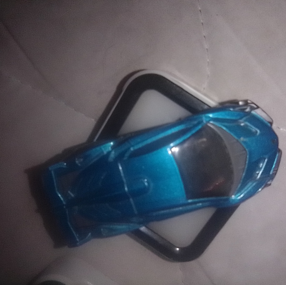 Lambo Hotwheels - Picture 4 of 11